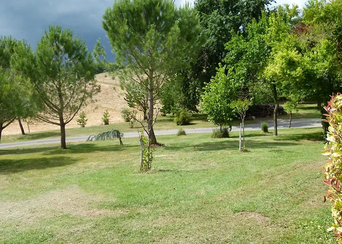 Dans Maison Typique Gersoise Гостевой дом Ornezan